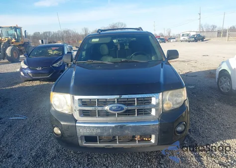2011 Ford Escape Limited z USA, uszkodzony, nr VIN 1FMCU0EG4BKC42672